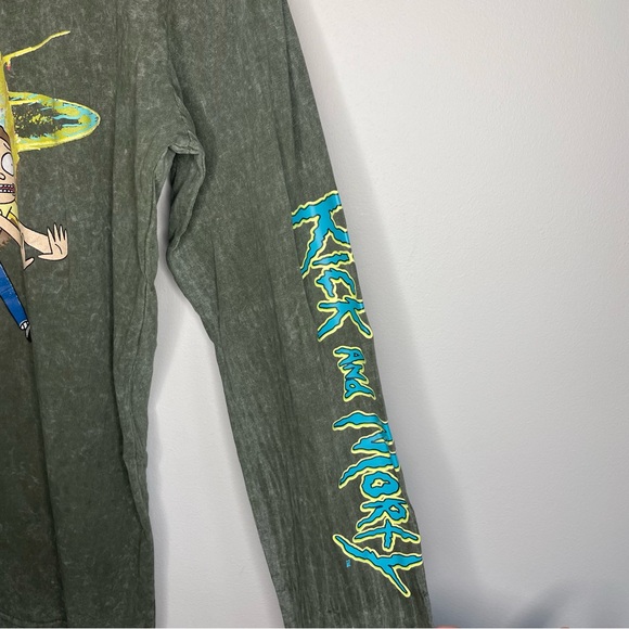 Rick & Morty Casual Green Crewneck Long Sleeve Graphic Print Pullover T-Shirt - Picture 7 of 9